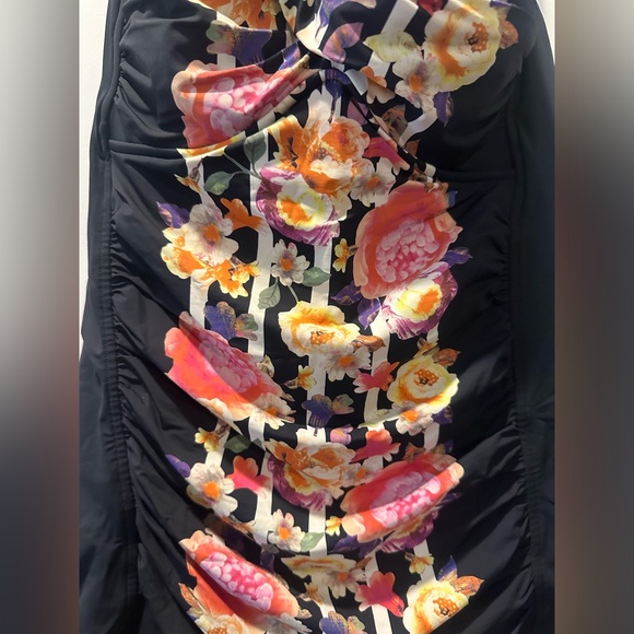 Seafolly Black & Floral Boyleg Maillot Swimsuit - Picture 5 of 8